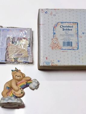 CHERISHED TEDDIES "Ellen - You Color My Rainbow" Figurine 1997 - Box & COA